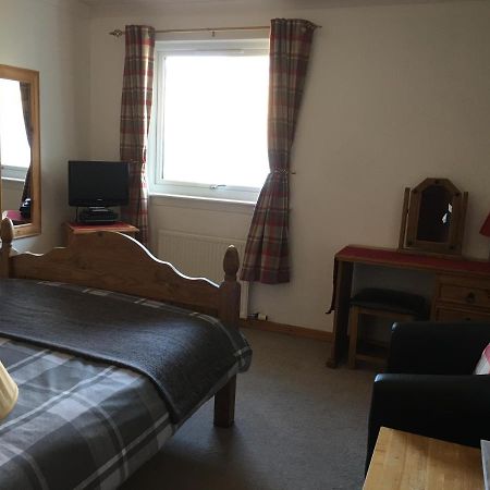 Toads Croak Bed & Breakfast Inverness Bagian luar foto