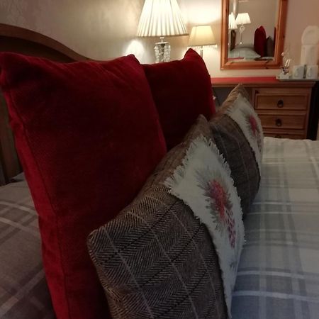 Toads Croak Bed & Breakfast Inverness Bagian luar foto